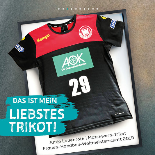 Handballtrikot im Living.Steel Trikotrahmen